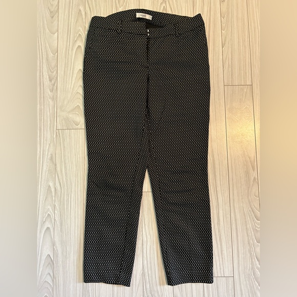 Ricki’s Capri Pants - Picture 2 of 10
